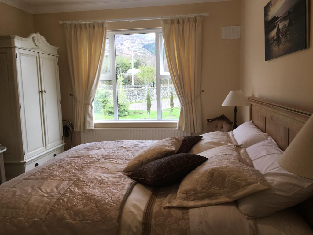 Grove House Bed & Breakfast Carlingford Exterior photo
